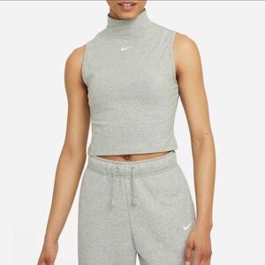 Women’s mock crop top